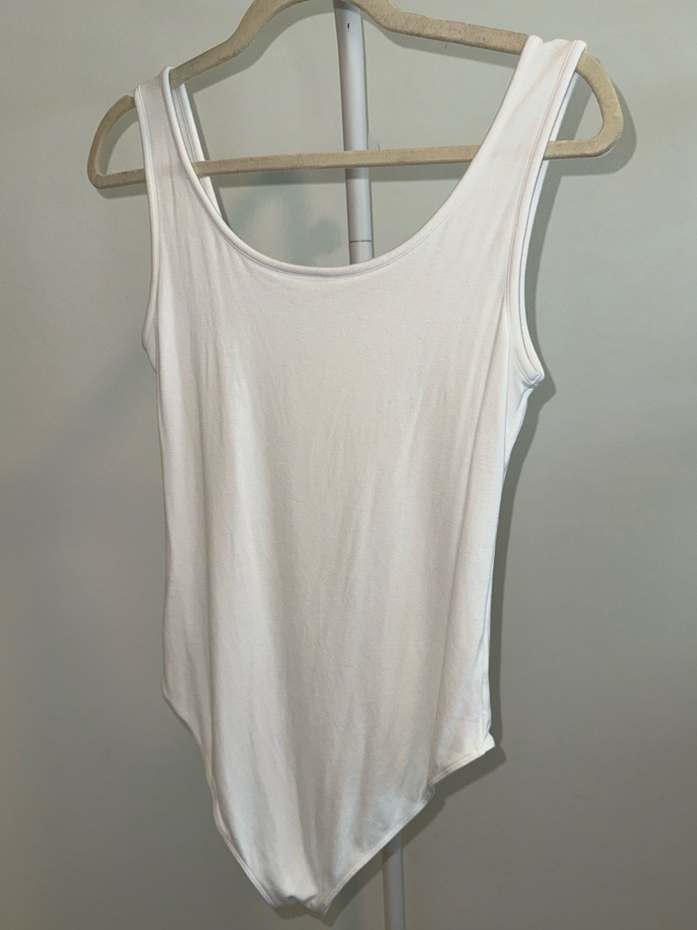 MANGOPOP White Rayon-Spandex bodysuit - Women’s Size L